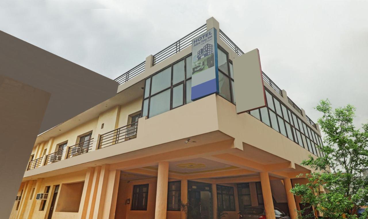 Hotel Albie Stay Inn Chandigarh Exterior photo