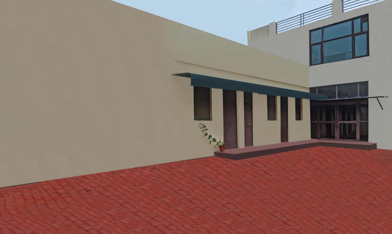 Hotel Albie Stay Inn Chandigarh Exterior photo